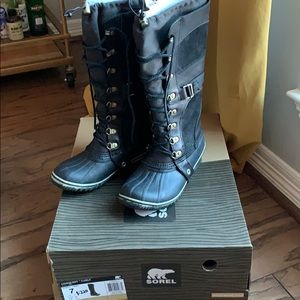 Sorel Conquest Carly
